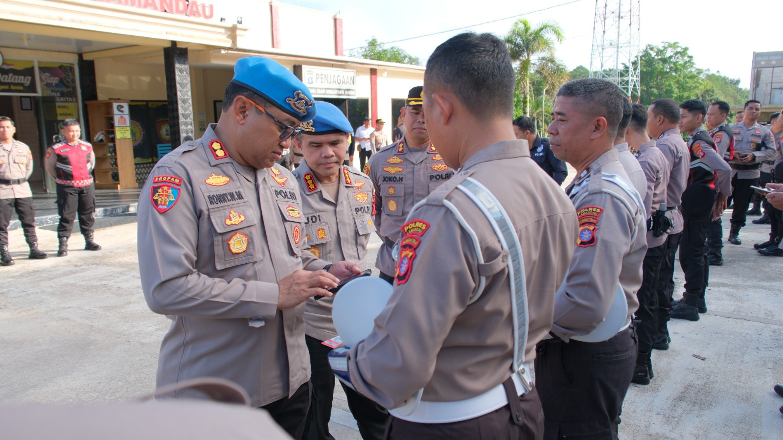Perkuat Etika Profesi, Bidpropam Polda Kalteng Gelar Supervisi Sekaligus Opsgaktibplin di Polres Lamandau dan Sukamara