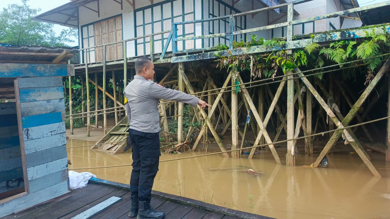 ‎Debit Air terpantau normal , Polsek Katingan Hulu Imbau Warga agar tetap selalu waspada.