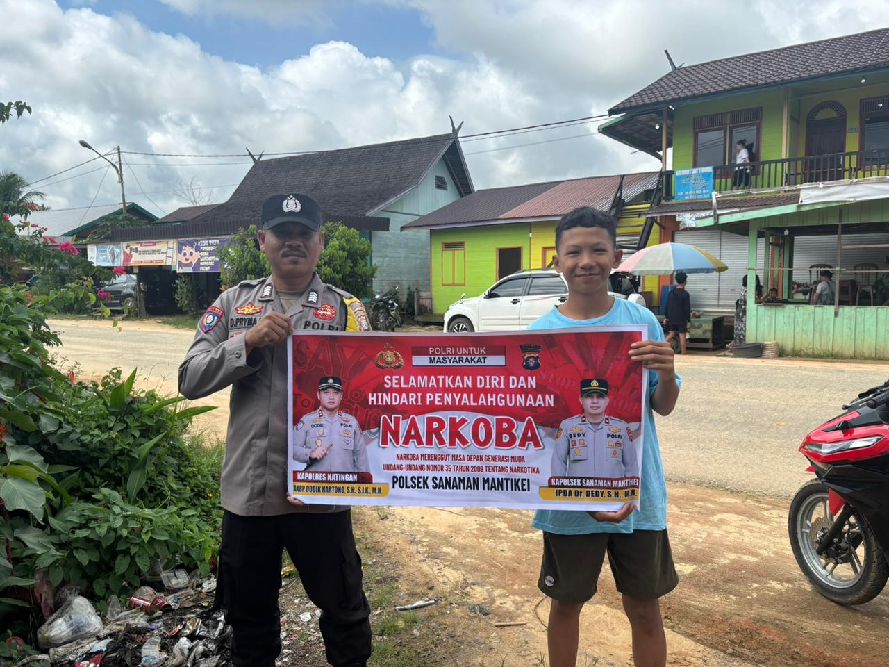 Bhabinkamtibmas Desa Tumbang Labehu Sosialisasi Bahaya penyalahgunaan Narkoba.