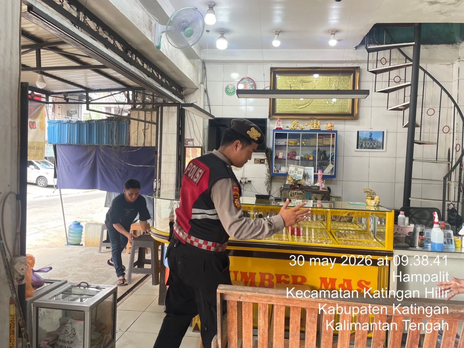 Patroli Pagi, Personel Samapta Polres Katingan Sasar Titik Rawan Tindak Pidana.