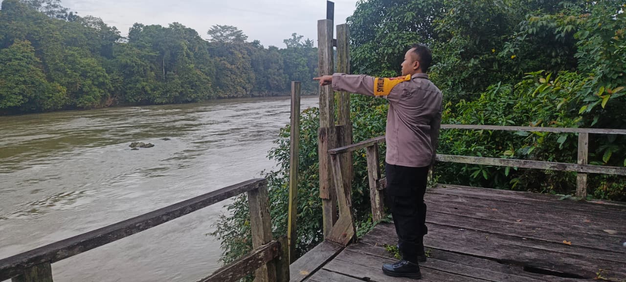 Debit Air DAS Lamandau Turun, Polsek Lamandau Terus Lakukan Pemantauan