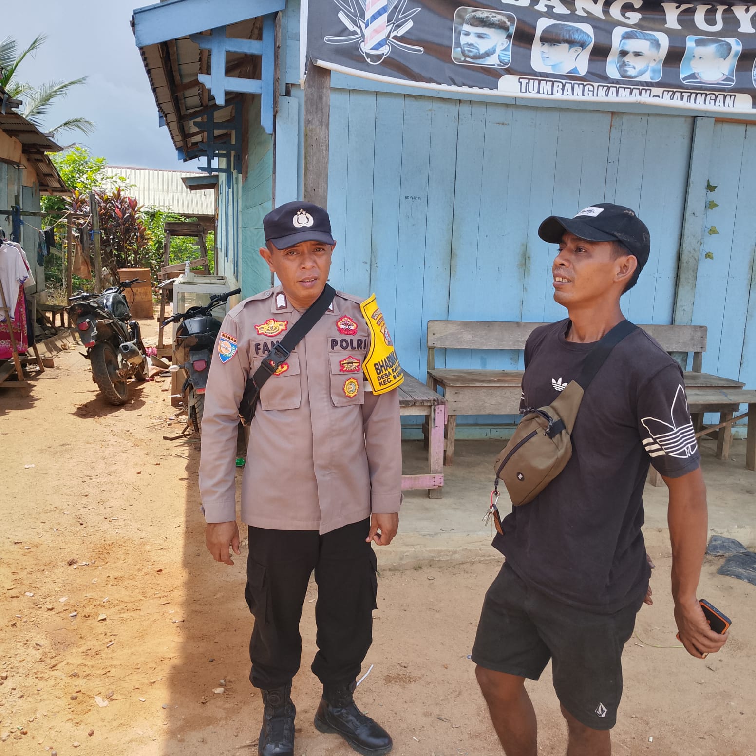 Laksanakan Sambang Bhabinkamtibmas Ajak Warga Wujudkan Kamtibmas Kondusif